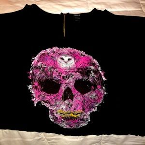 Torrid Size 2 black top with skull